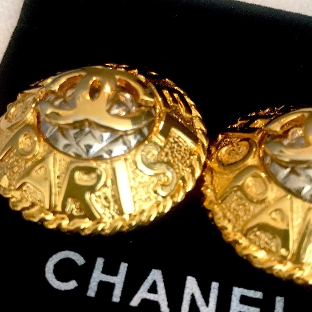 CHANEL Vintage Gold-Tone & Silver-Tone Clip On Earrings - Picture 8 of 13